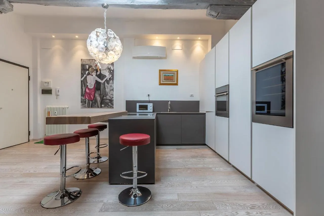 Bologna Santo Stefano Art & Design Apartment Italy